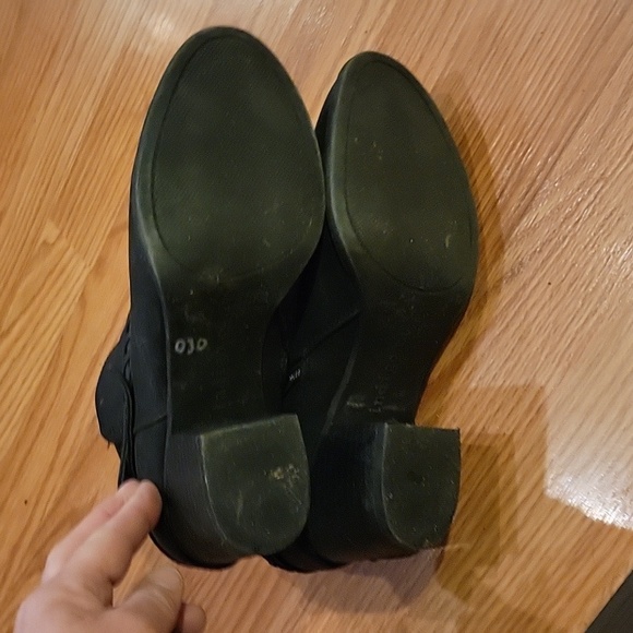 Indigo Rd. Booties size 6.5M - Picture 7 of 7